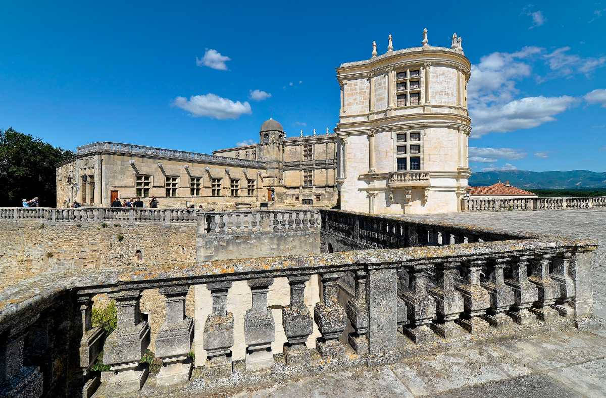 Château de Grignan : galerie des Adhémar