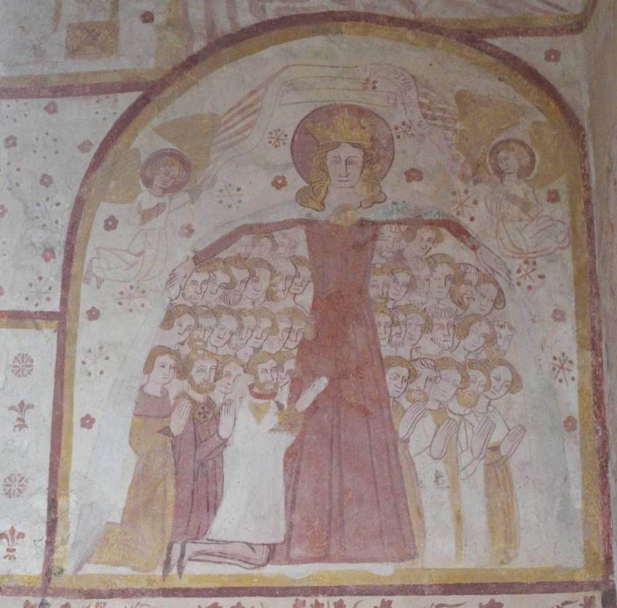 La Vierge au manteau