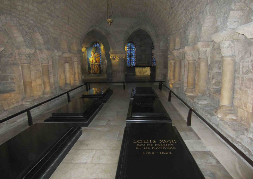 Tombe de Louis XVIII, Saint-Denis