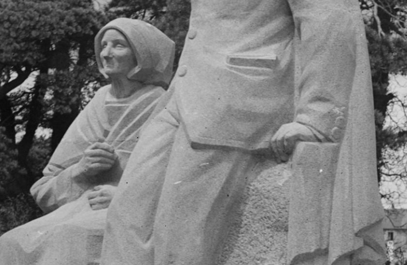 Monument à A. Le Braz et M. Philippe