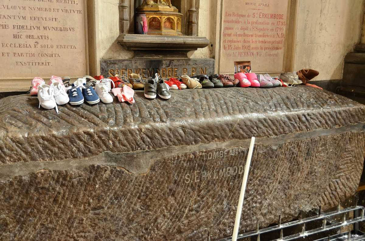 Sarcophage de saint Erckembode