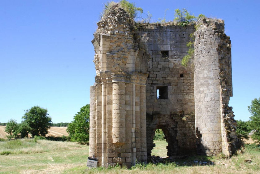 Prieuré de Tusson : abbaye des Dames