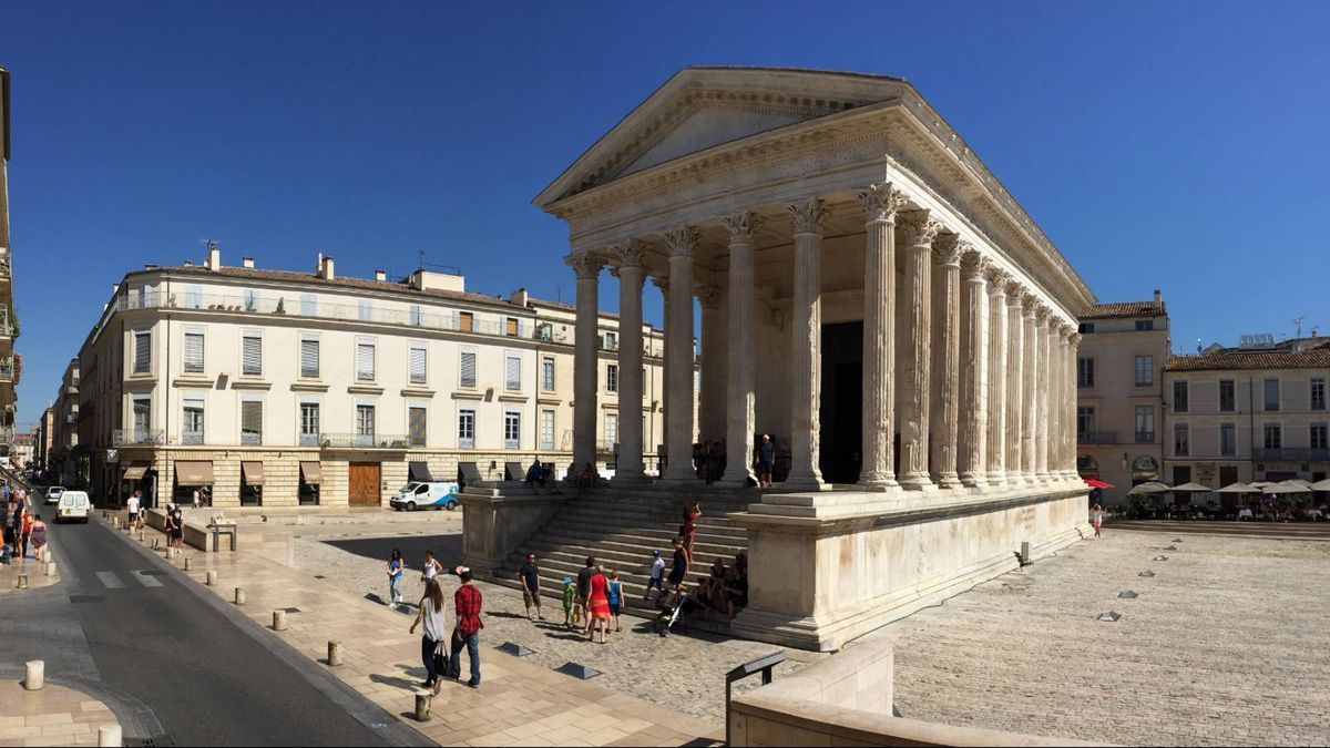 Maison carrée